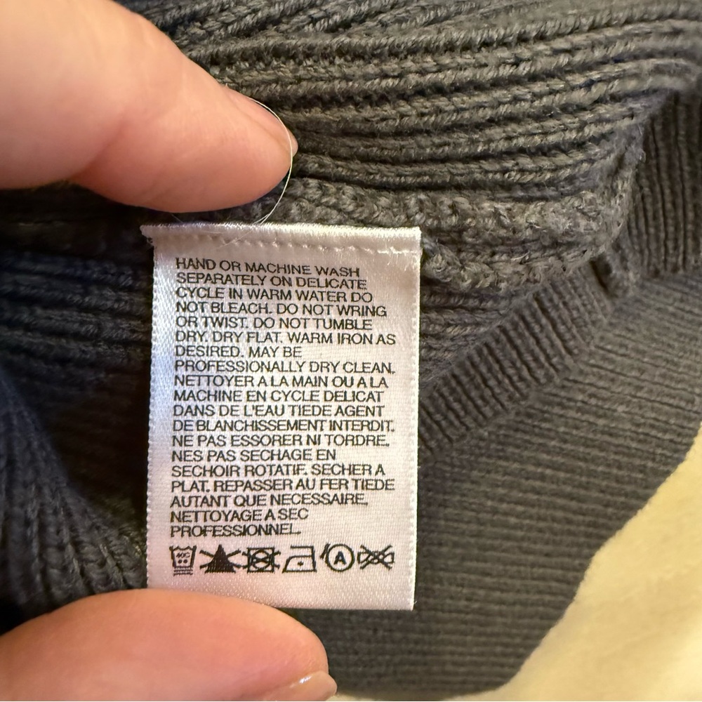 The North Face Women’s A5 Series Gray Fair Isles Style Sweater Sz M - Picture 7 of 11
